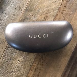 Gucci case and cloth 😎🙌🏻